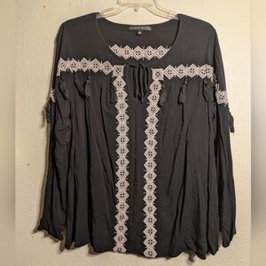 Torrid Insider Collection Black Embroidered Women's Top Size 3 Pre-owned